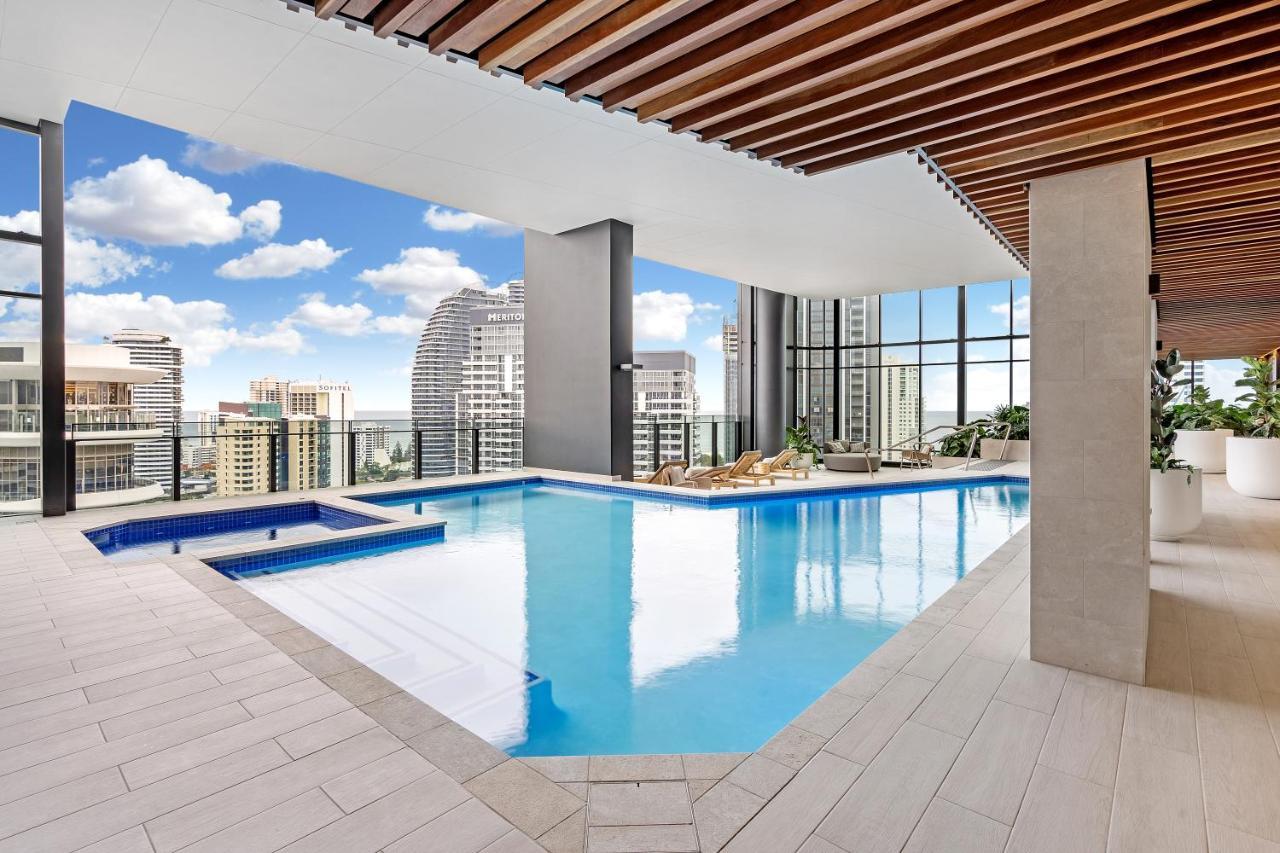 Lamour Ocean View Apartment I In Casino Broadbeach - Free Parking-195Cm Гоулд Коуст Екстериор снимка