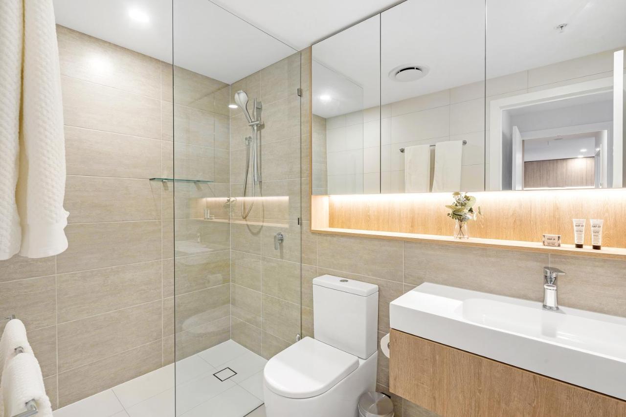 Lamour Ocean View Apartment I In Casino Broadbeach - Free Parking-195Cm Гоулд Коуст Екстериор снимка